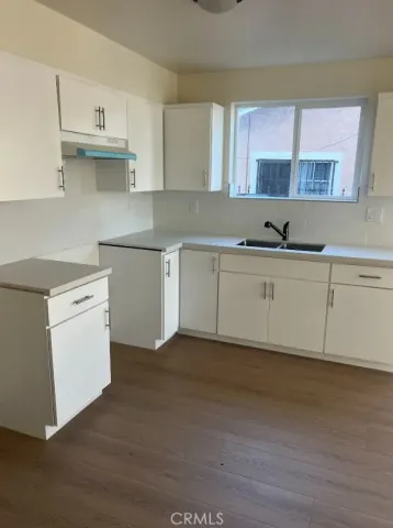 $3,300 | 409 East 99th Street, Los Angeles, CA 90003