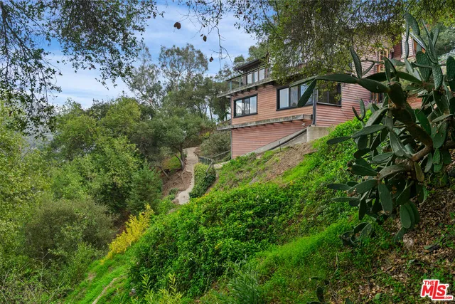$1,700,000 | 20006 Valley View Drive, Topanga, CA 90290