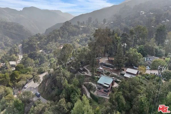 $1,600,000 | 20006 Valley View Drive, Topanga, CA 90290