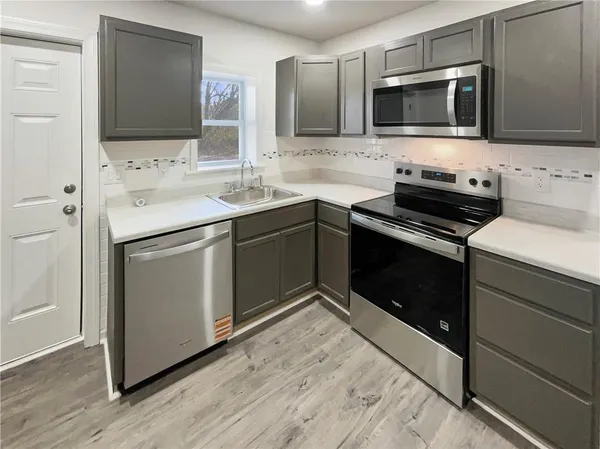 $170,000 | 28 Elm Street, Hampton, GA 30228