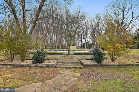 $1,990,000 | 355 Springvale Road, Great Falls, VA 22066