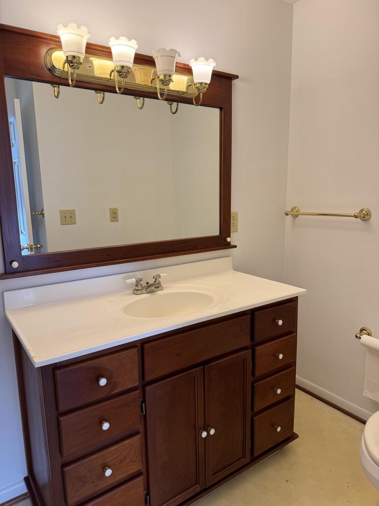 610 Old Ruckerville Road Winchester, KY 40391 - Photo 32 of 36 Bathroom