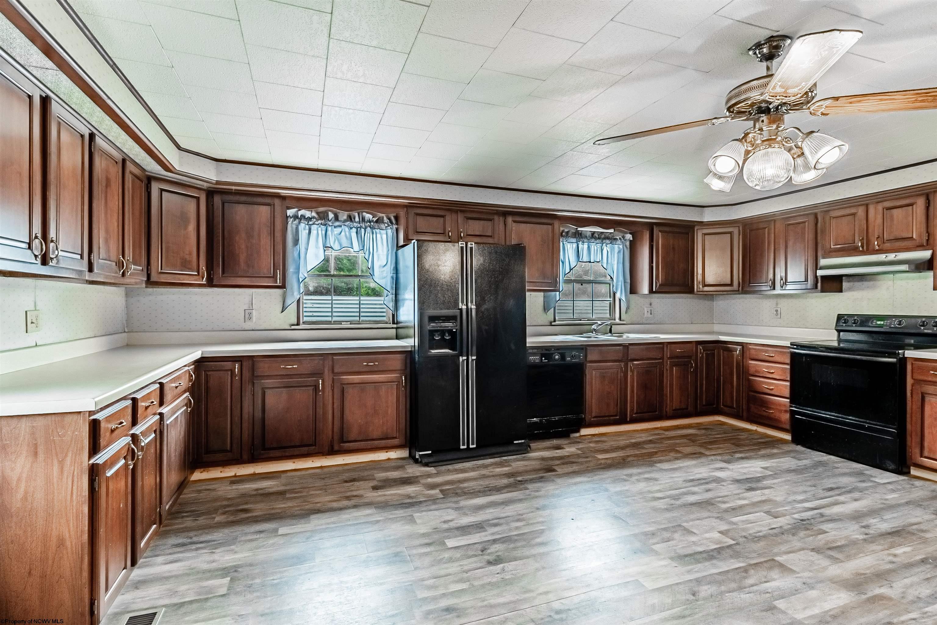 2661 Daybrook Road Fairview, WV 26570 - Photo 2 of 25 Gallery Image 2