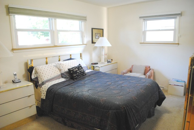 507 Ridge Road Highland Park, IL 60035 - Photo 12 of 20 a bed room with a bed and a window