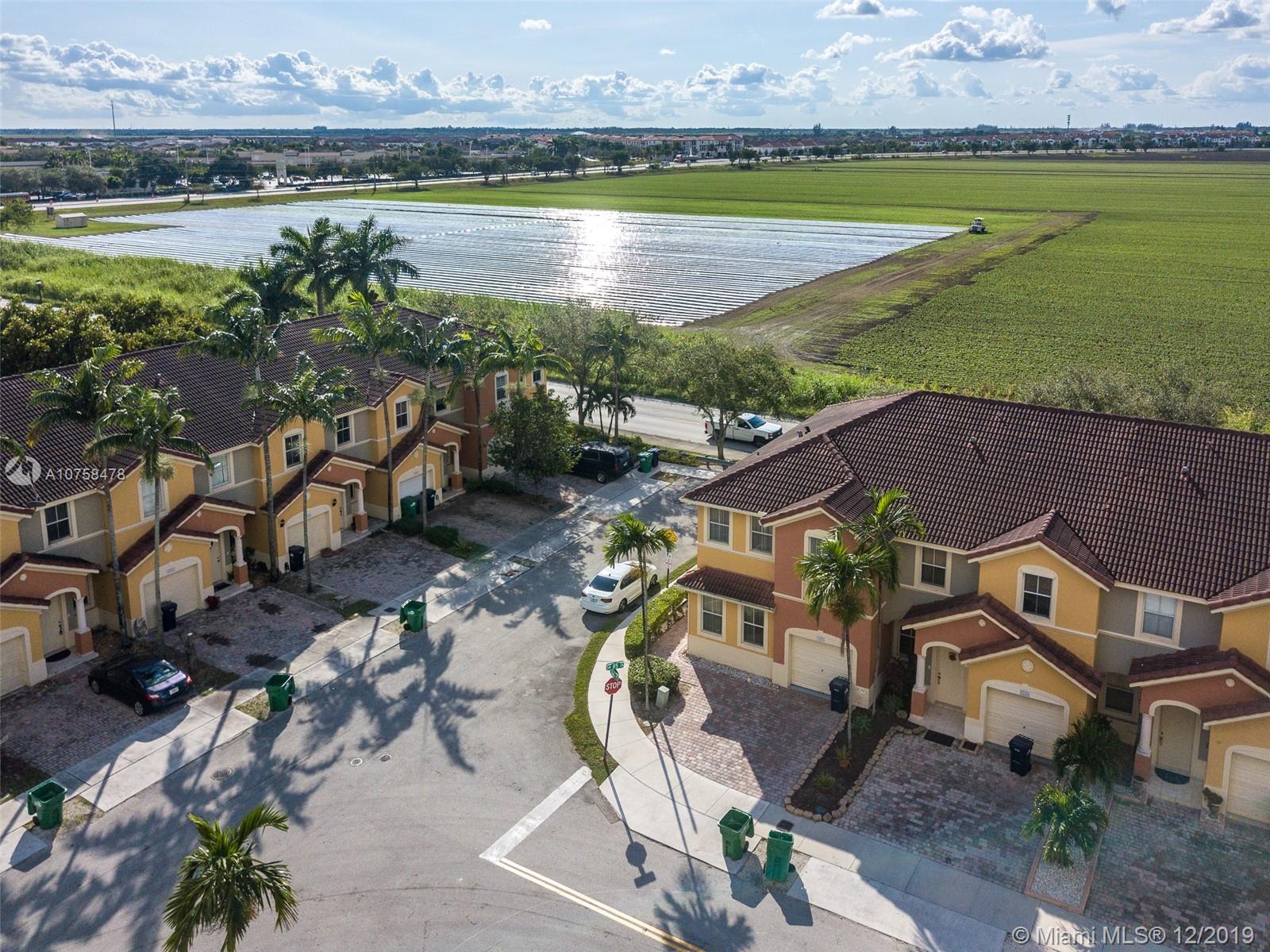 8568 Southwest 166th Place Miami, FL 33193 - Photo 9 of 29
