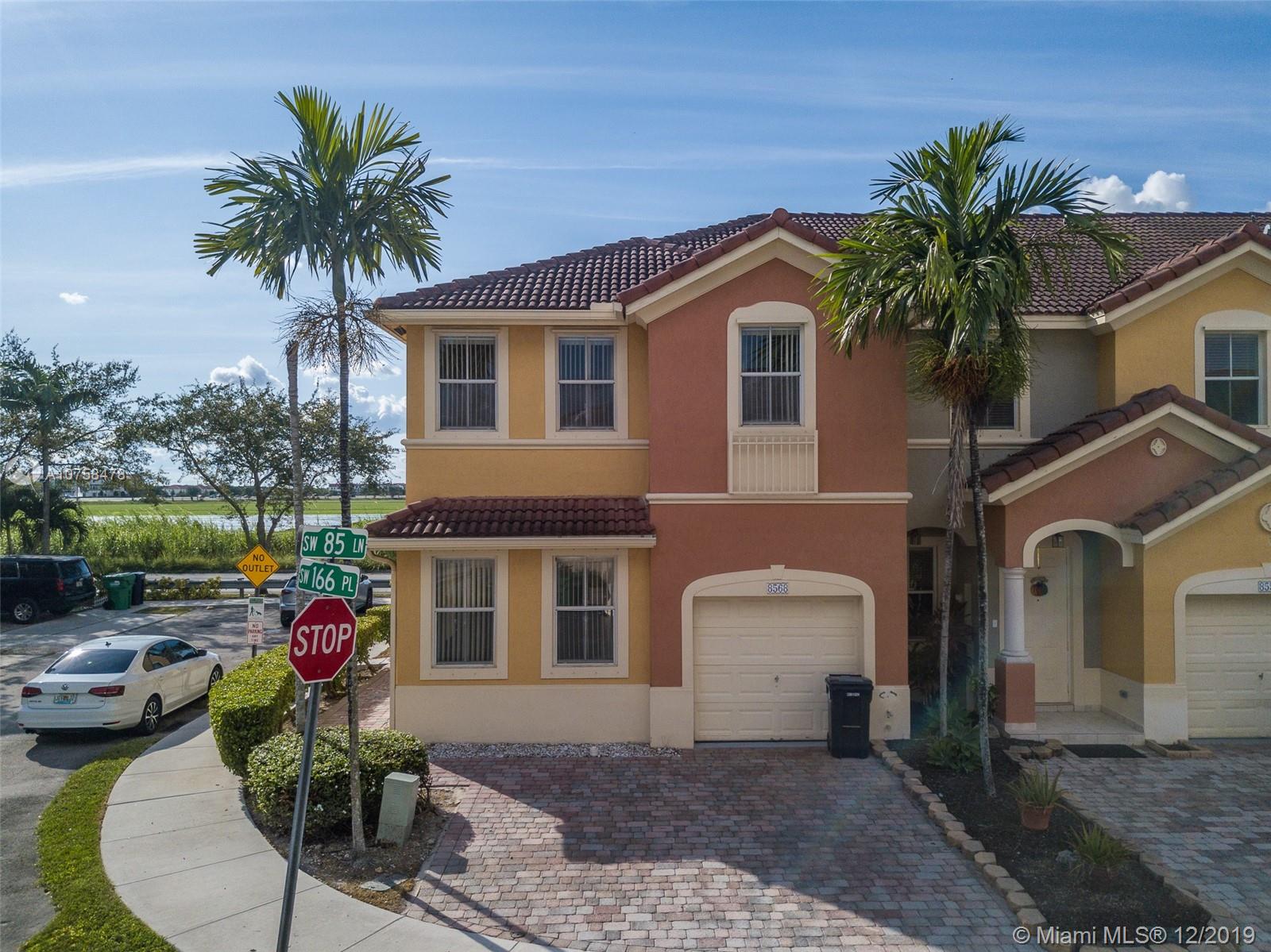 8568 Southwest 166th Place Miami, FL 33193 - Photo 10 of 29
