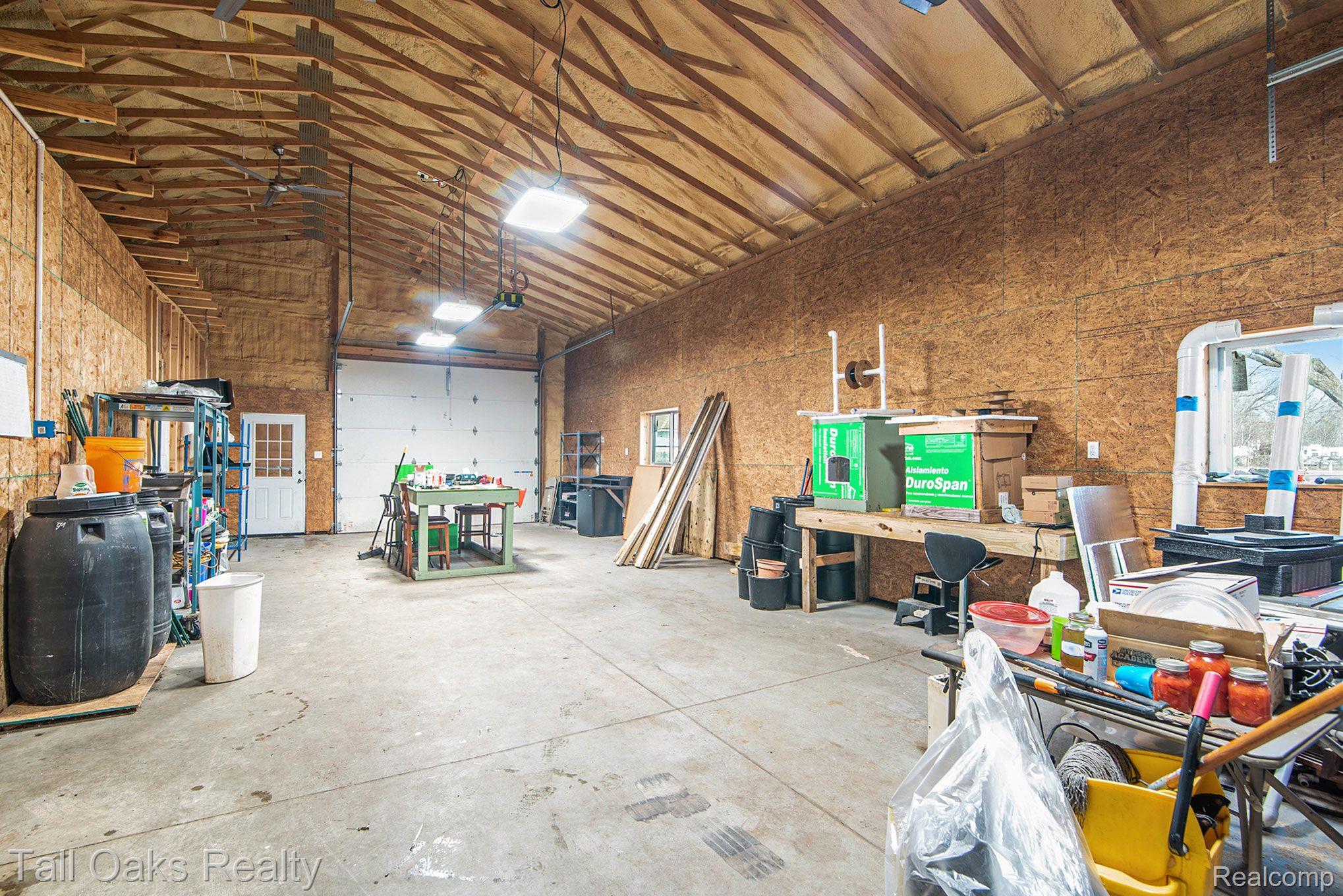 5273 Lapeer Road Burton, MI 48509 - Photo 8 of 10 Gallery Image 8