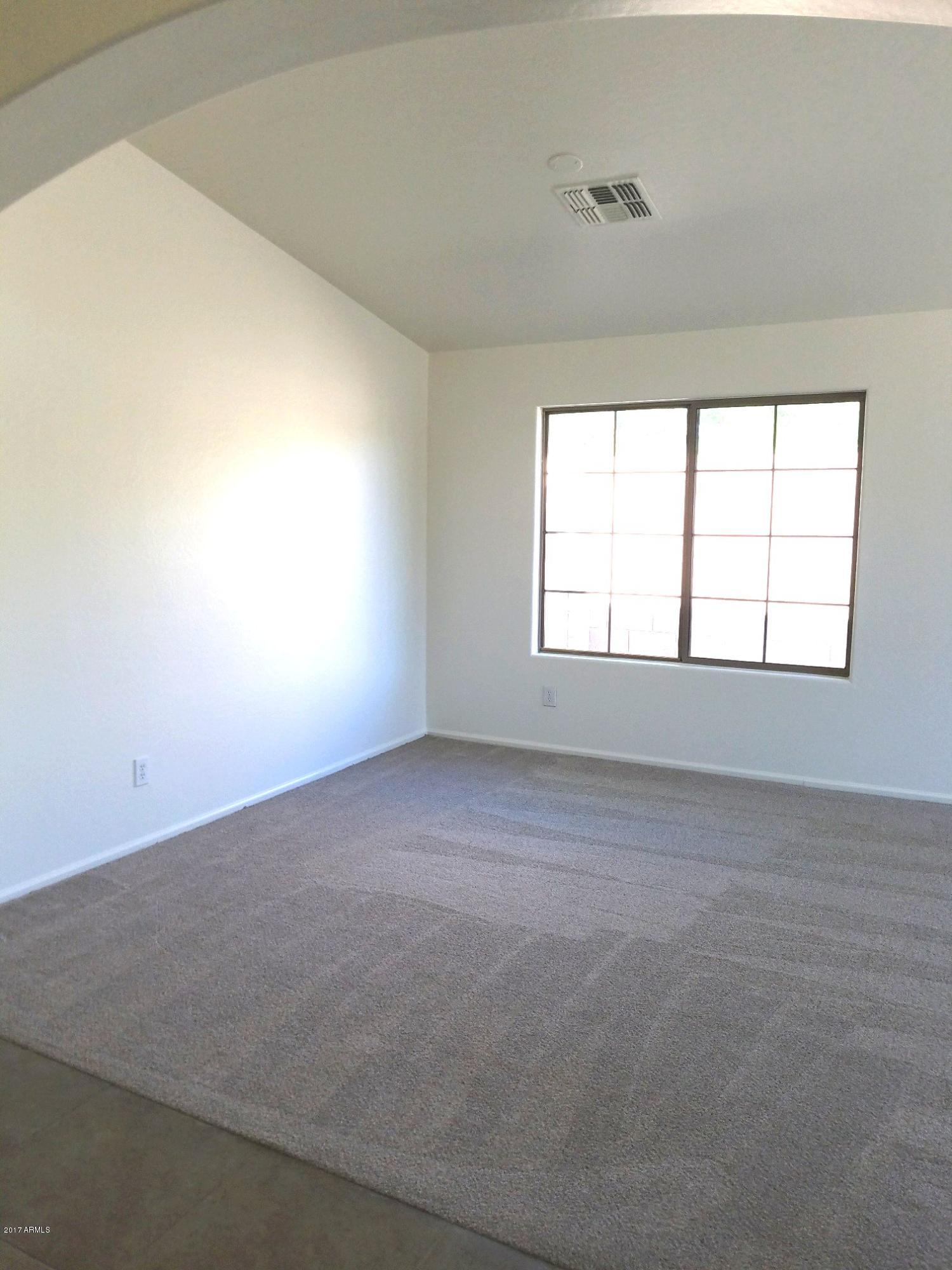 796 East Blue Ridge Way Chandler, AZ 85249 - Photo 12 of 30 Dining Area