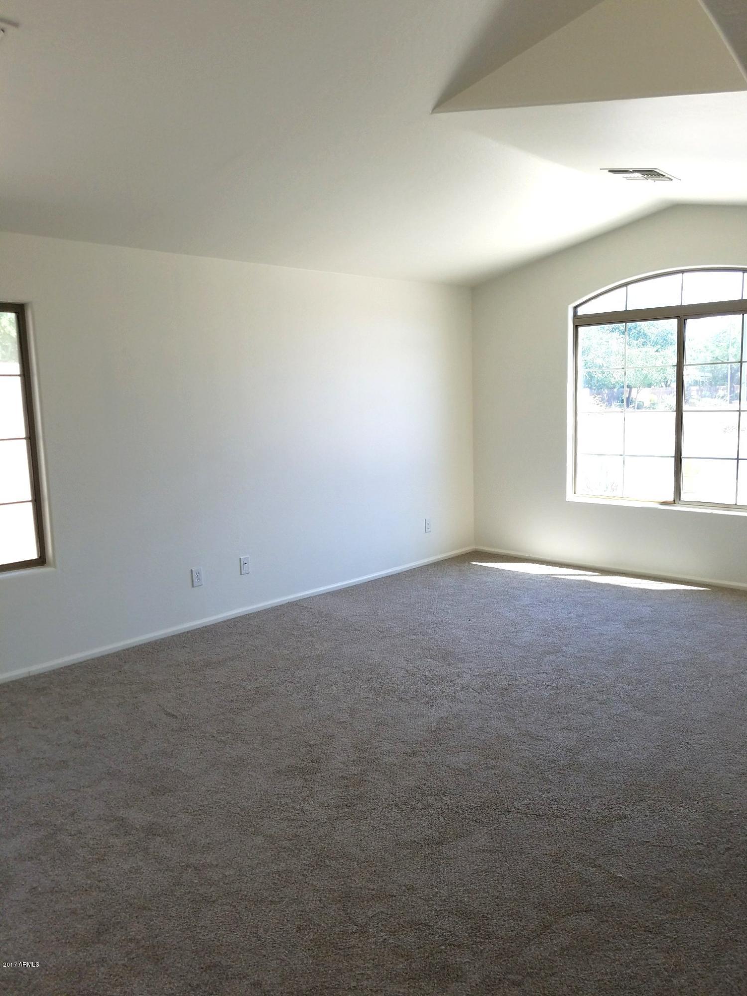 796 East Blue Ridge Way Chandler, AZ 85249 - Photo 13 of 30 Living Room