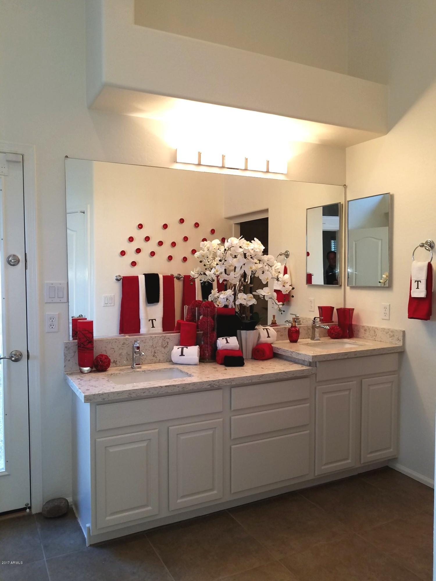 796 East Blue Ridge Way Chandler, AZ 85249 - Photo 17 of 30 Master Bath 1