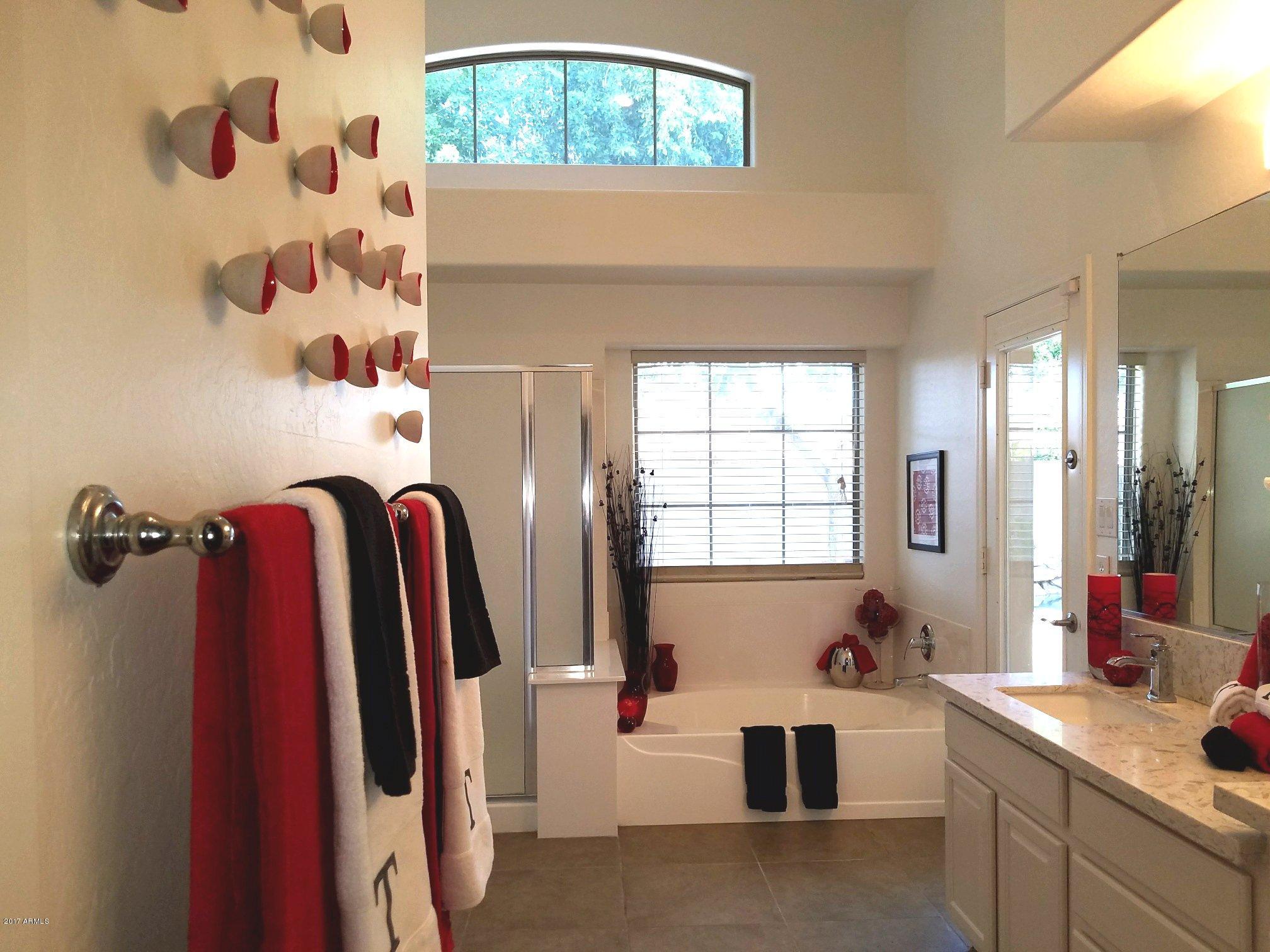 796 East Blue Ridge Way Chandler, AZ 85249 - Photo 18 of 30 Master Bath 2