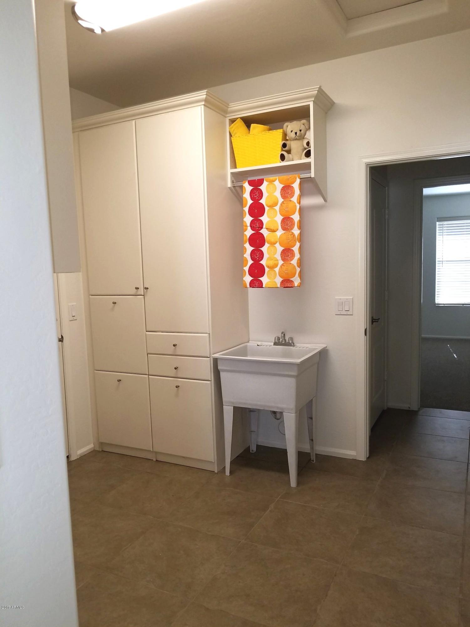 796 East Blue Ridge Way Chandler, AZ 85249 - Photo 23 of 30 Laundry Room