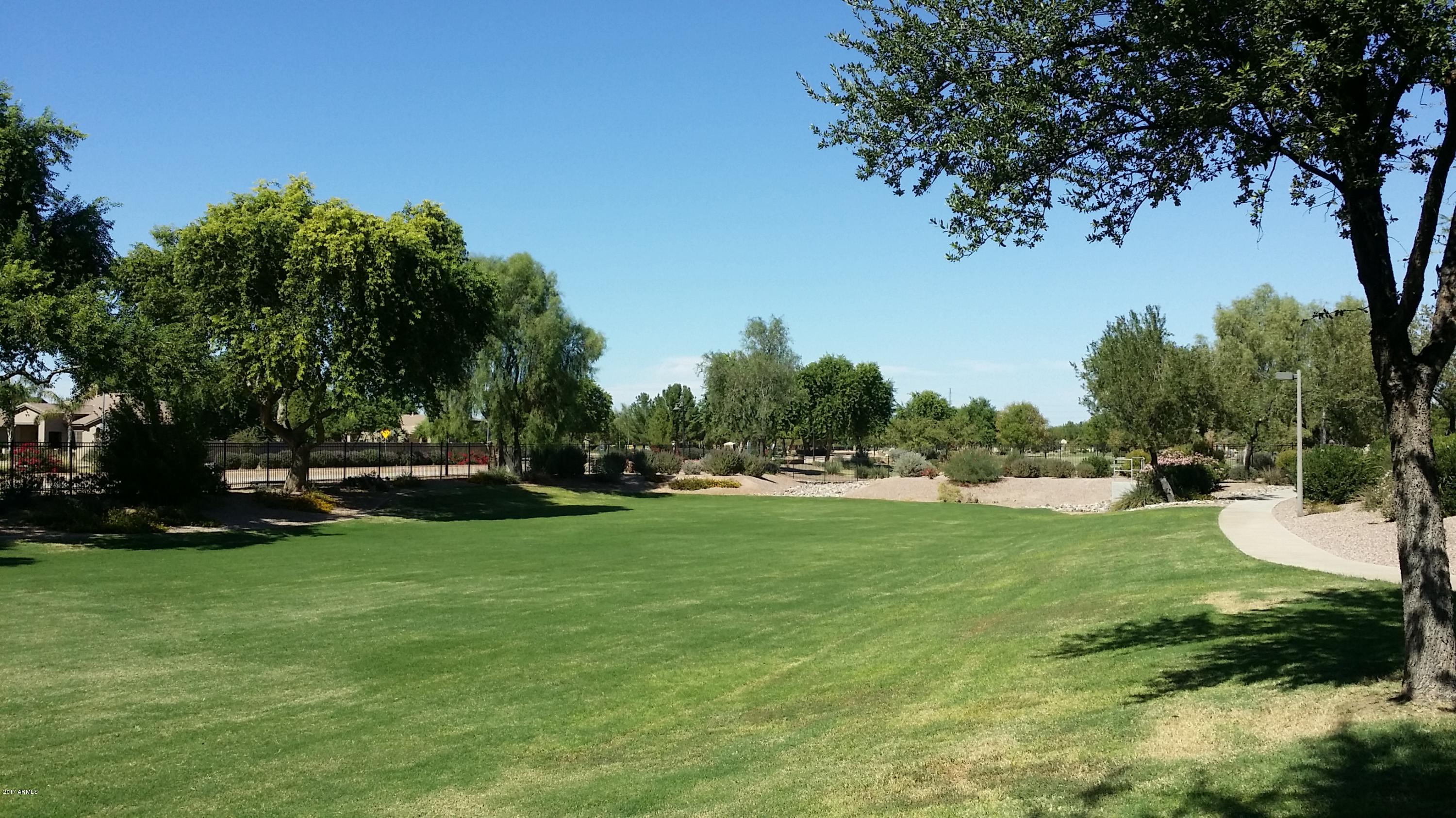 796 East Blue Ridge Way Chandler, AZ 85249 - Photo 28 of 30 Greenbelt 2