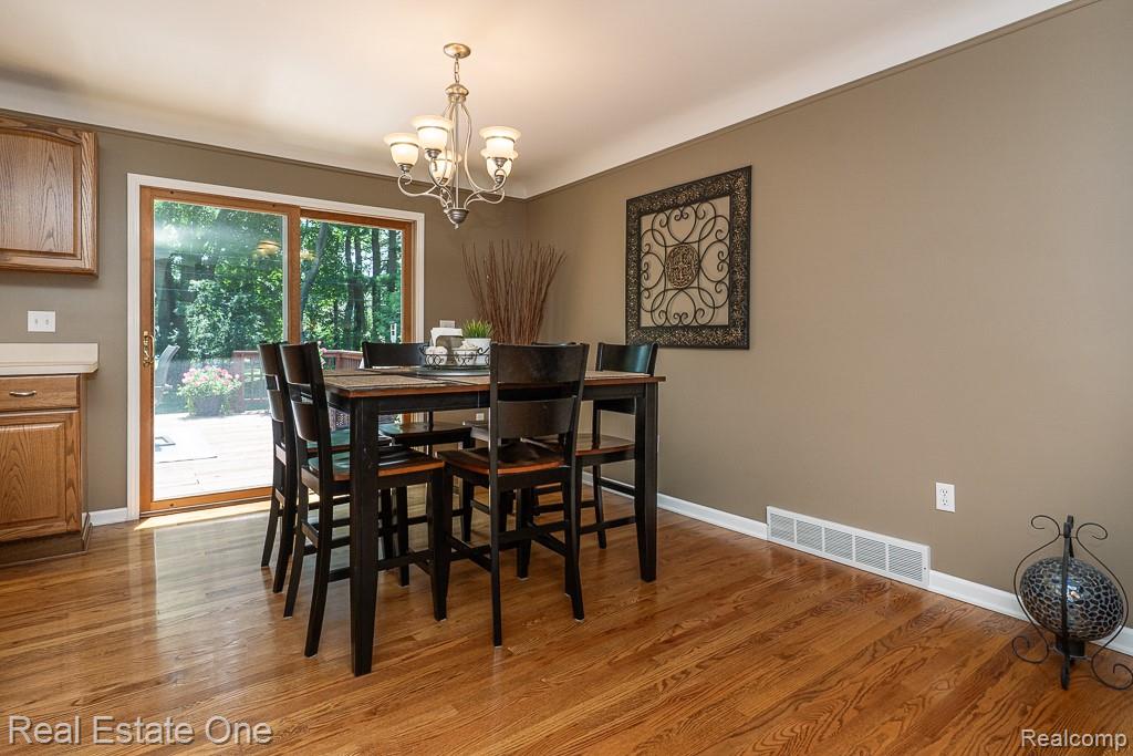 471 Elmhill Road Rochester Hills, MI 48306 - Photo 12 of 34