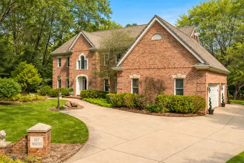 $1,399,900 | N27W5230 Hamilton Road, Cedarburg, WI 53012