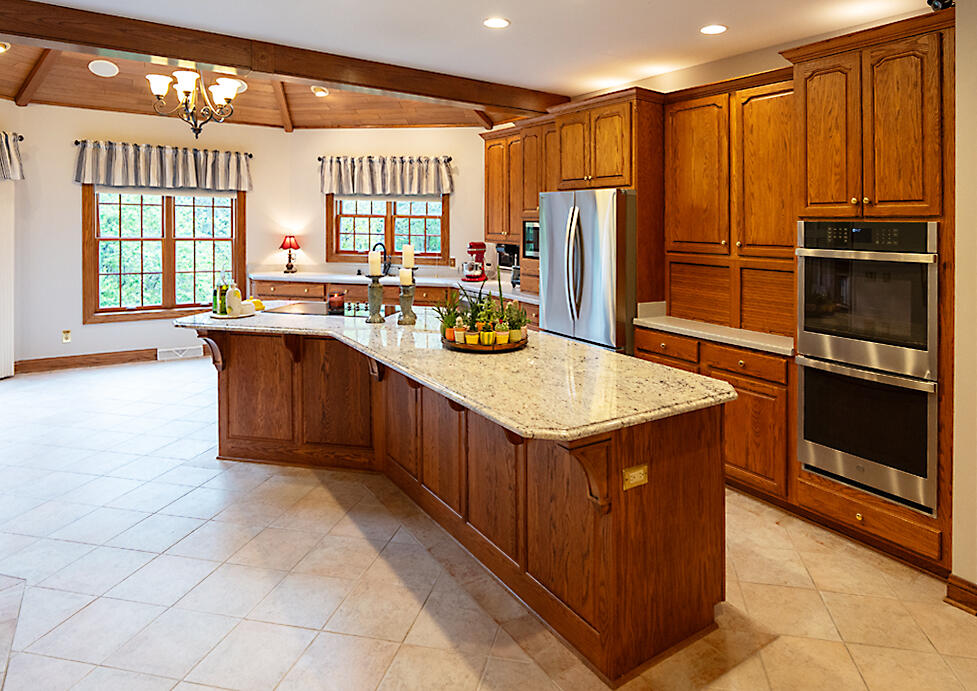 N27W5230 Hamilton Road Cedarburg, WI 53012 - Photo 15 of 50 Chef Kitchen