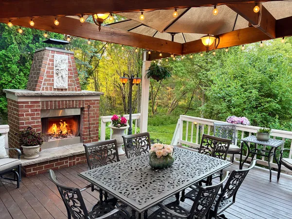 $1,399,900 | N27W5230 Hamilton Road, Cedarburg, WI 53012