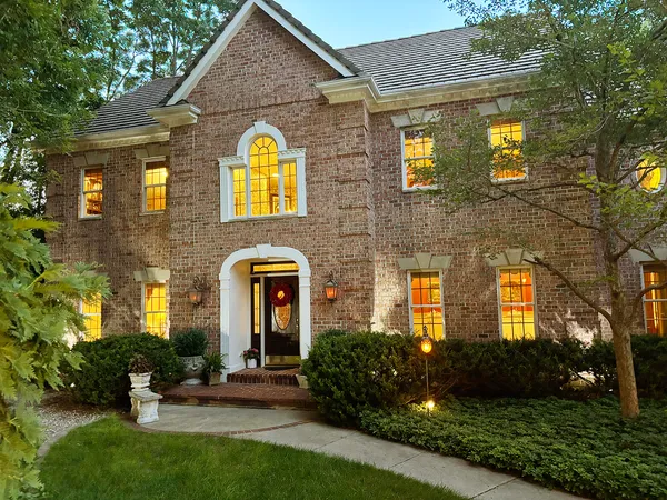 $1,399,900 | N27W5230 Hamilton Road, Cedarburg, WI 53012