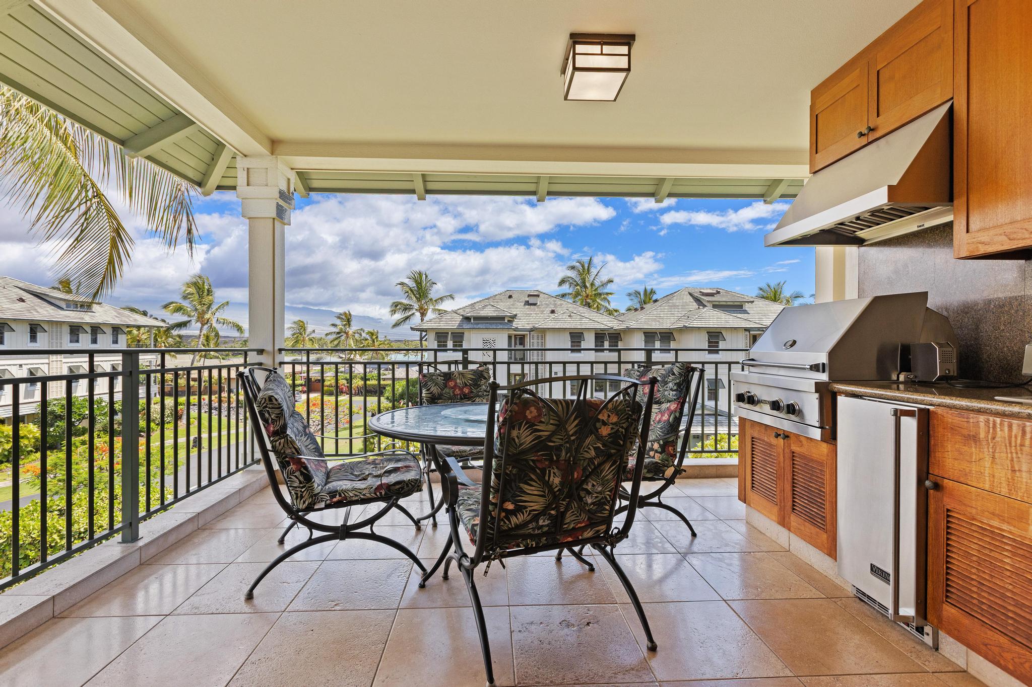 69-1000 Kolea Kai Circle, Unit 11C Waikoloa, HI 96738 - Photo 3 of 30 a view of a chairs and table in a balcony