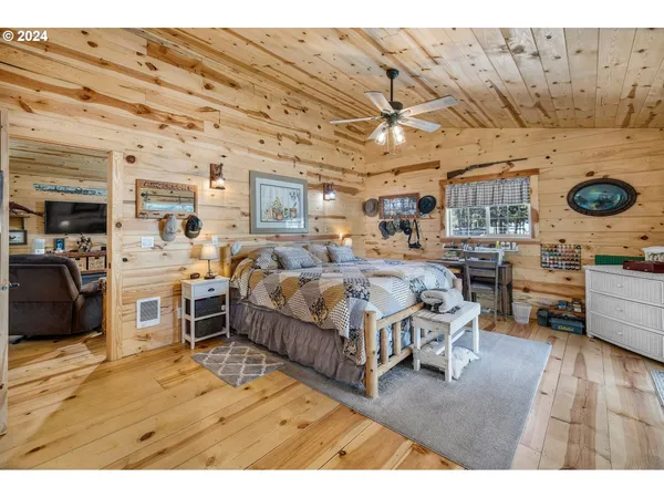 $469,999 | 11963 Beechwood Drive, La Pine, OR 97739