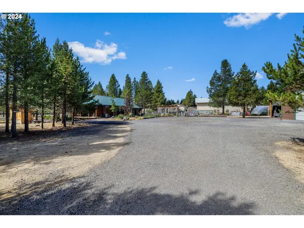 $469,999 | 11963 Beechwood Drive, La Pine, OR 97739