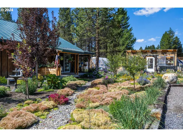 $469,999 | 11963 Beechwood Drive, La Pine, OR 97739