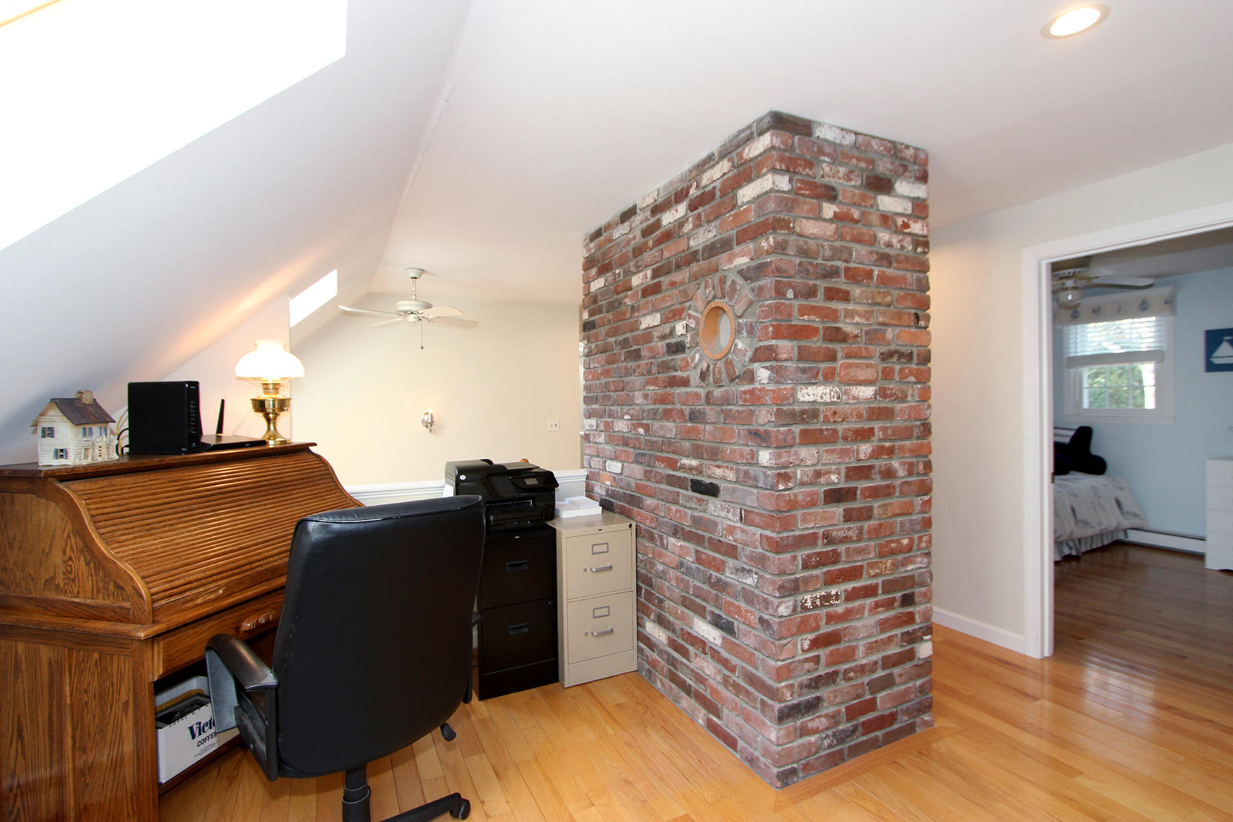 60 Bakers Pond Road Orleans, MA 02653 - Photo 28 of 54 officeLoft
