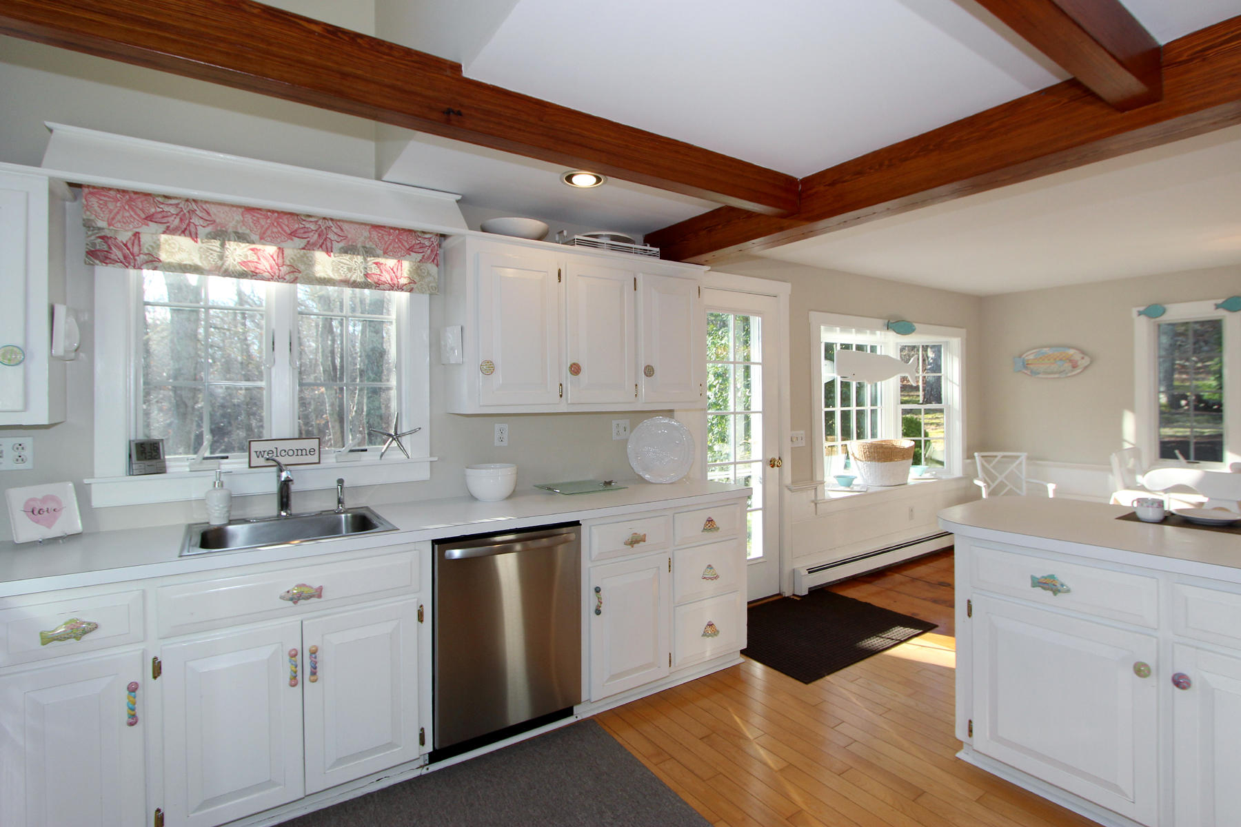 60 Bakers Pond Road Orleans, MA 02653 - Photo 7 of 54 Kitchen4