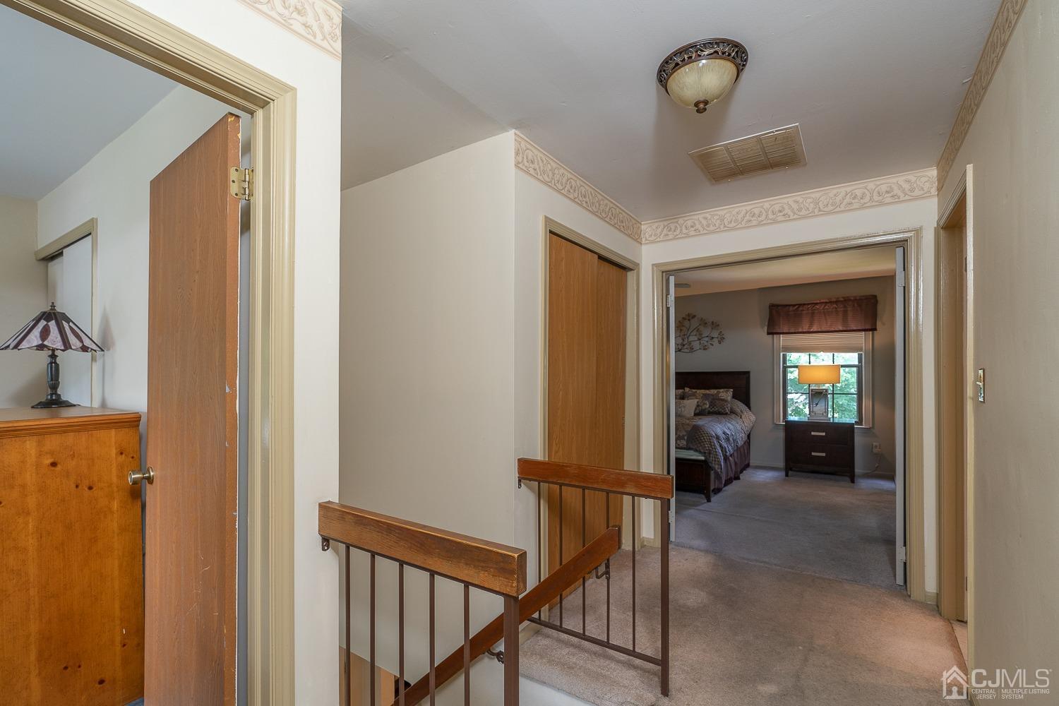 501 Maplecrest Road Edison, NJ 08820 - Photo 14 of 25 Gallery Image 14