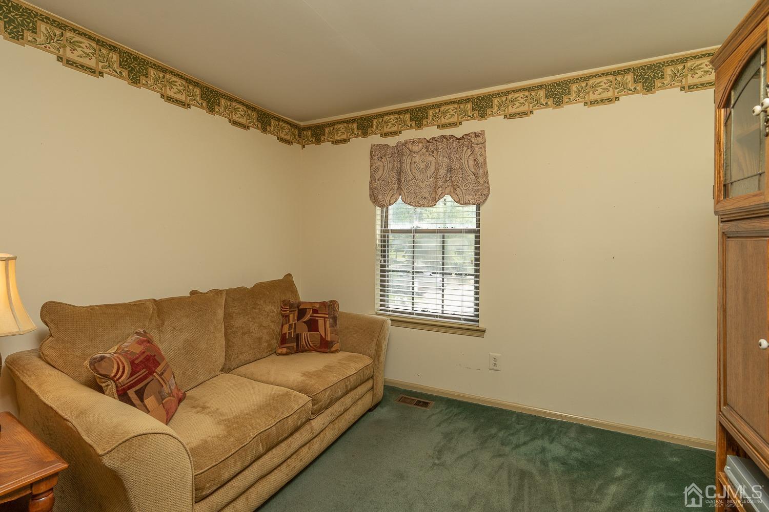 501 Maplecrest Road Edison, NJ 08820 - Photo 22 of 25 Gallery Image 22