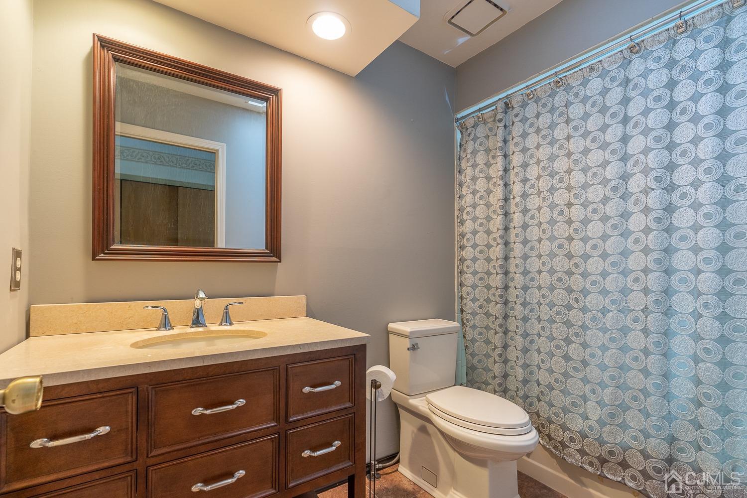 501 Maplecrest Road Edison, NJ 08820 - Photo 23 of 25 Gallery Image 23