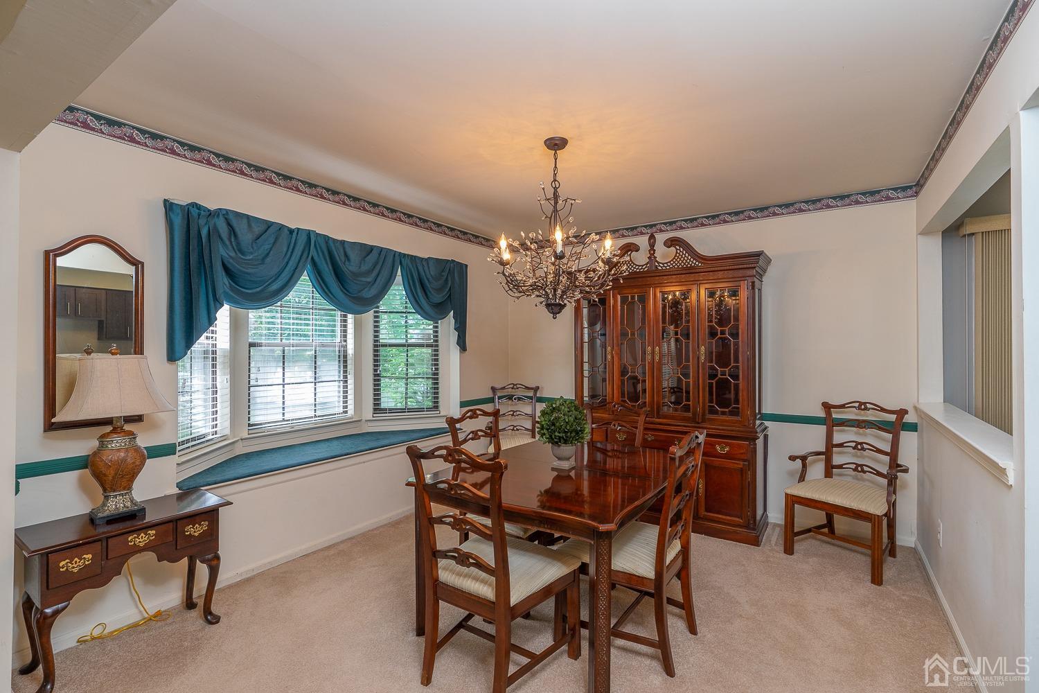 501 Maplecrest Road Edison, NJ 08820 - Photo 7 of 25 Gallery Image 7
