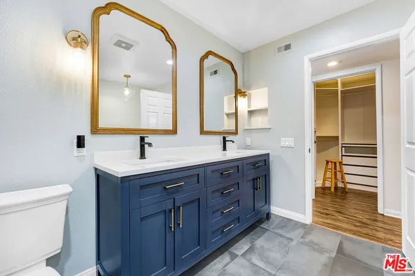 $3,800 | 4415 Saugus Avenue, Unit 209, Sherman Oaks, CA 91403