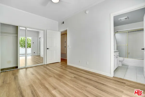 $3,800 | 4415 Saugus Avenue, Unit 209, Sherman Oaks, CA 91403