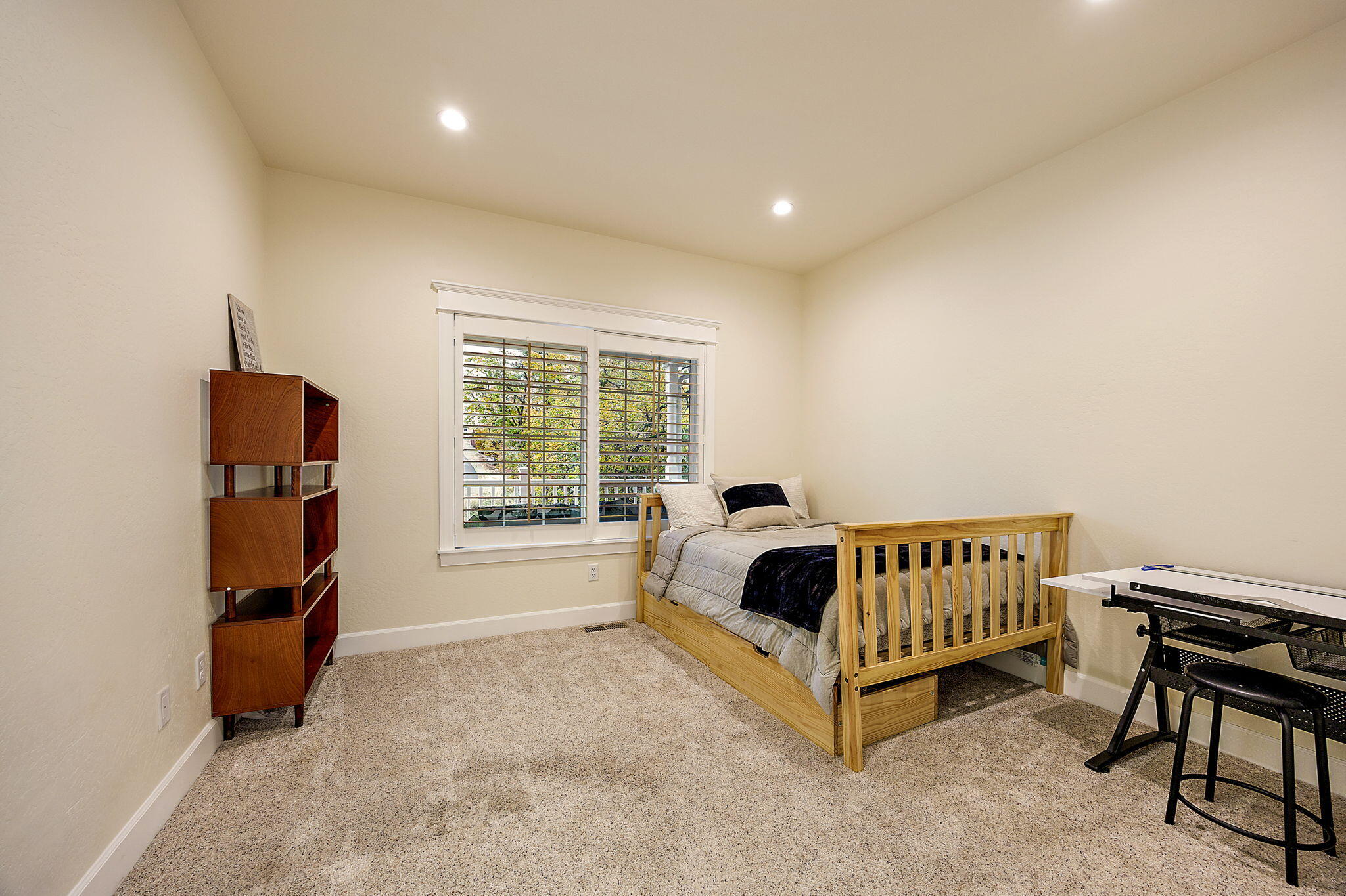 530 South Loop Road Jacksonville, OR 97530 - Photo 37 of 58 ApxSLR (42)