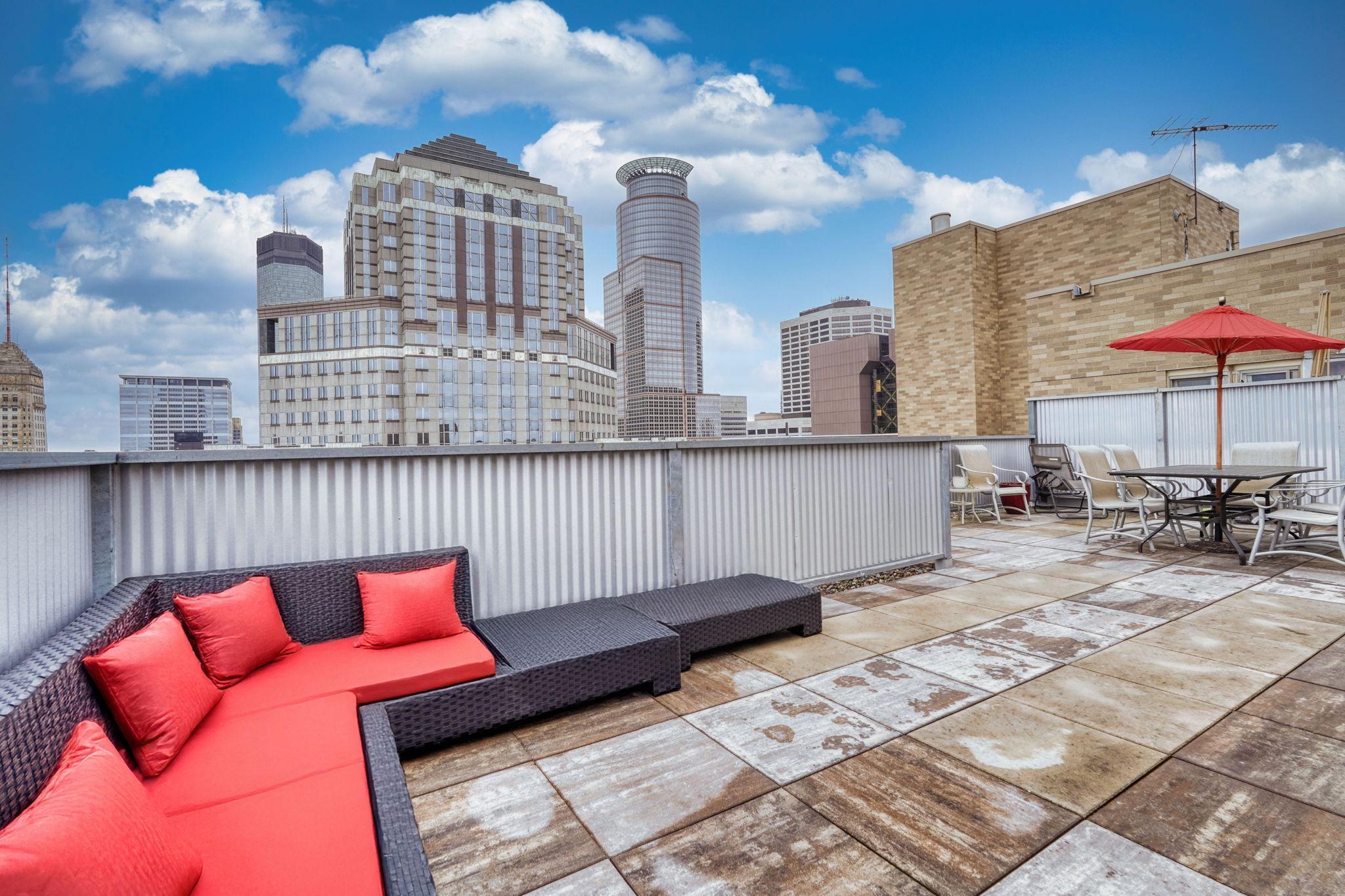 431 South 7th Street, Unit 2605 Minneapolis, MN 55415 - Photo 2 of 20