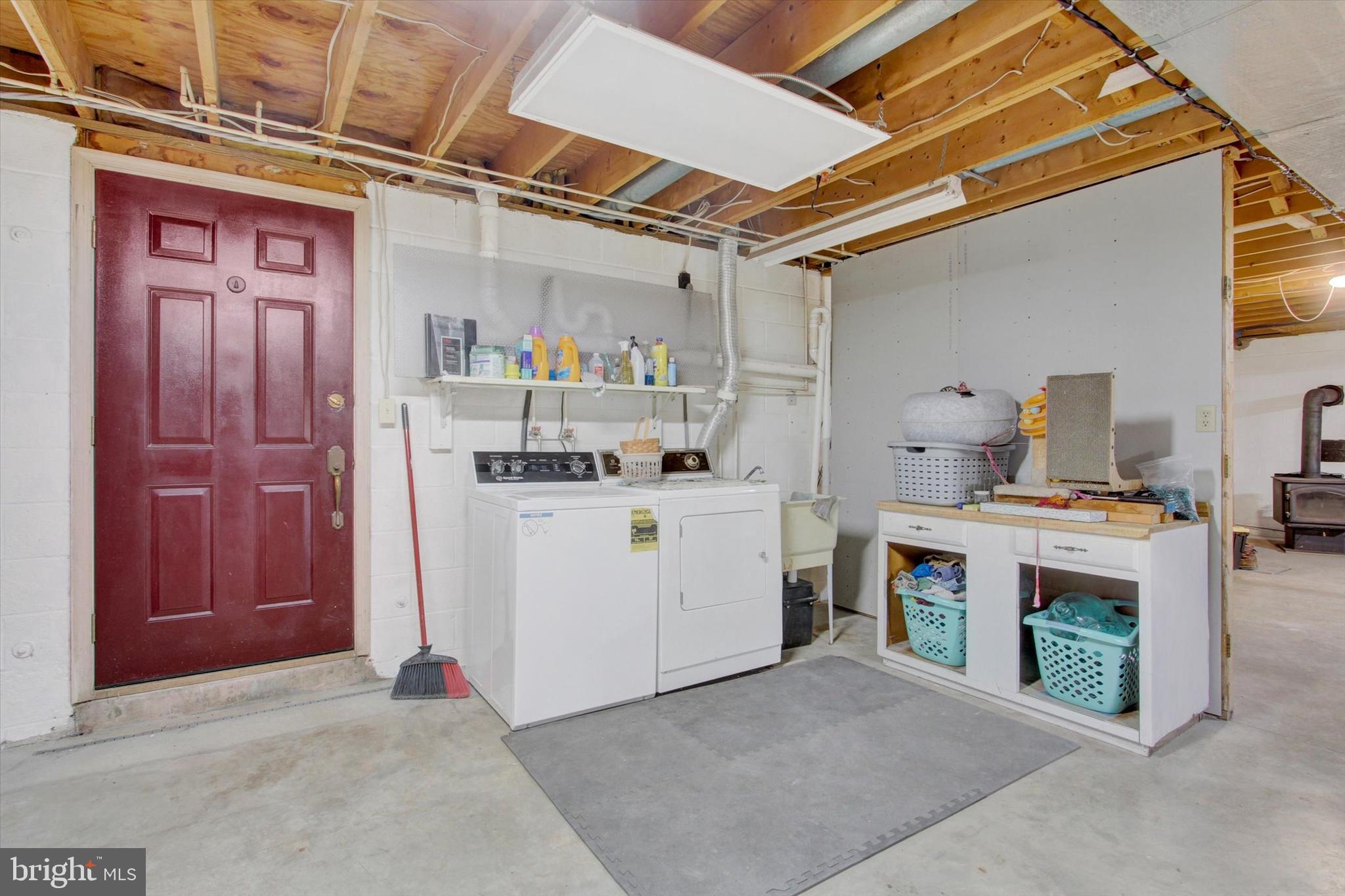 2474 Meeting House Road Spring Grove, PA 17362 - Photo 31 of 51 a utility room with dryer and washer