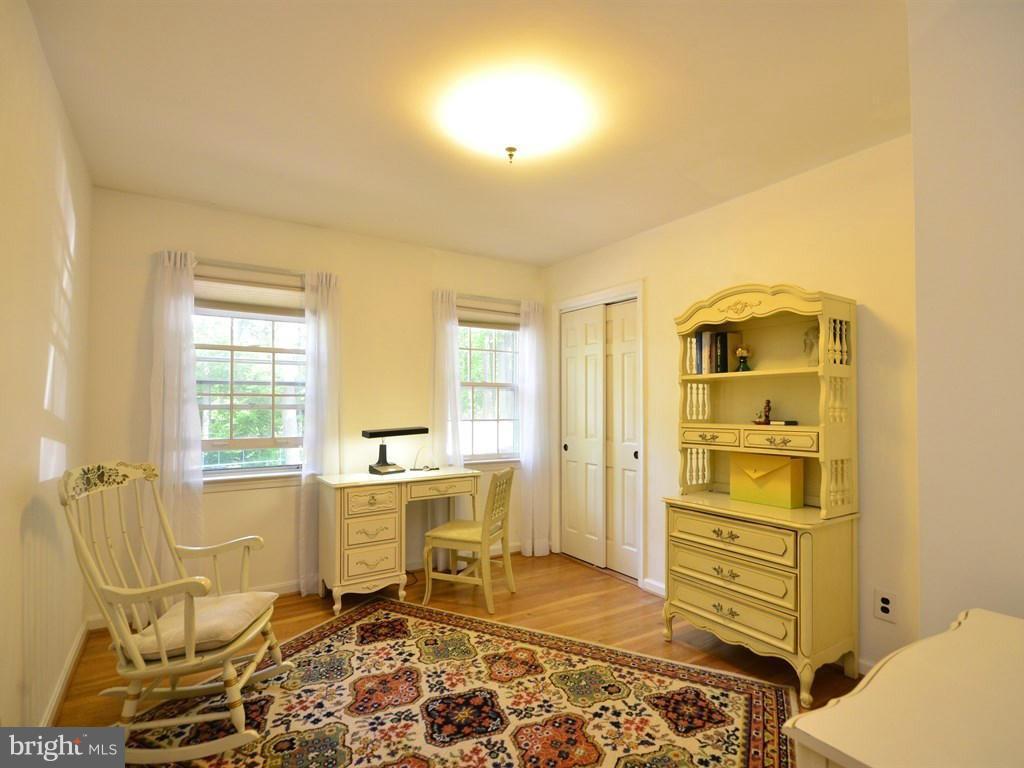 10705 Tara Road Potomac, MD 20854 - Photo 14 of 30 Bedroom