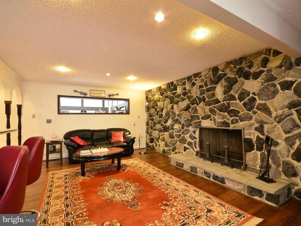 10705 Tara Road Potomac, MD 20854 - Photo 22 of 30 Interior (General)