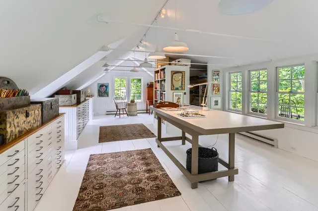$6,495,000 | 180 Pilot Hill Farm Road, Vineyard Haven, MA 02568
