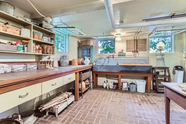 $6,495,000 | 180 Pilot Hill Farm Road, Vineyard Haven, MA 02568