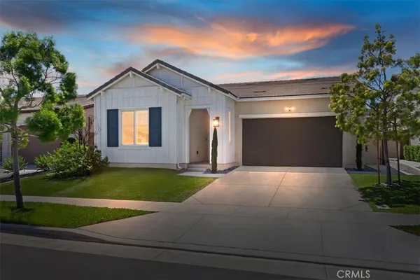 $899,999 | 2303 Nova Way, Corona, CA 92883