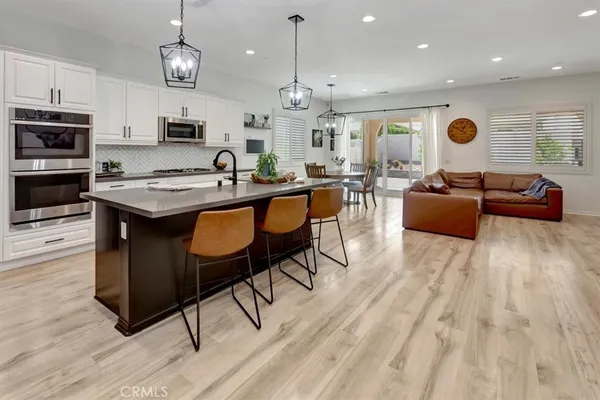 $899,999 | 2303 Nova Way, Corona, CA 92883