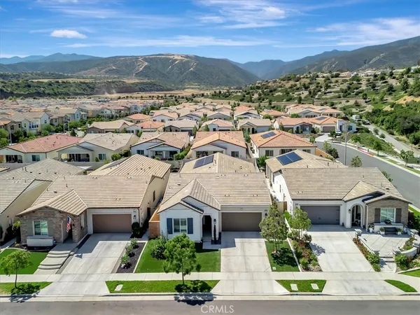 $899,999 | 2303 Nova Way, Corona, CA 92883