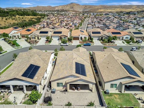 $899,999 | 2303 Nova Way, Corona, CA 92883