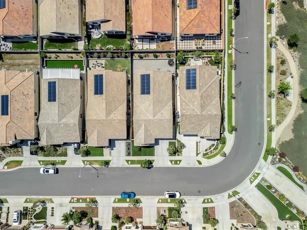 $899,999 | 2303 Nova Way, Corona, CA 92883