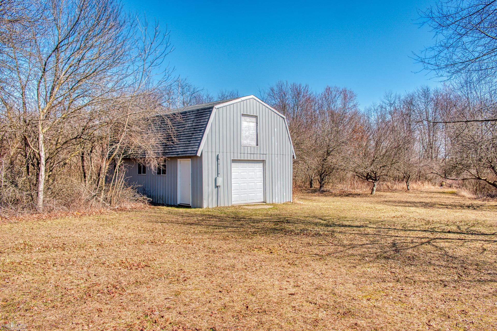 649 Busha Road Owosso, MI 48867 - Photo 41 of 54 50169223-8a880086-58cf-4f66-b1a3-0e985f4363f2.JPG