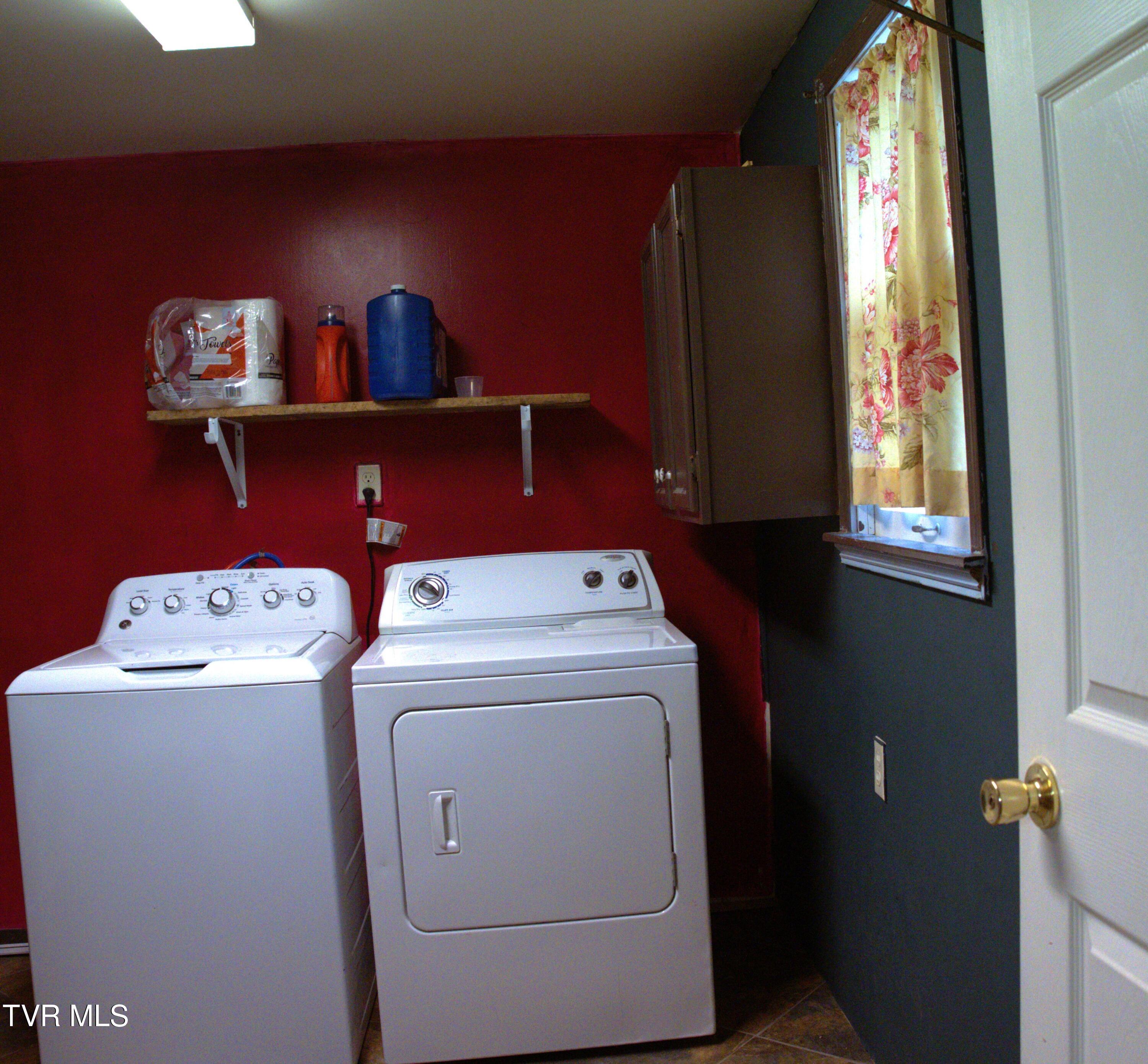 345 Mt Wesley Road Telford, TN 37690 - Photo 25 of 42 Laundry on Main Floor