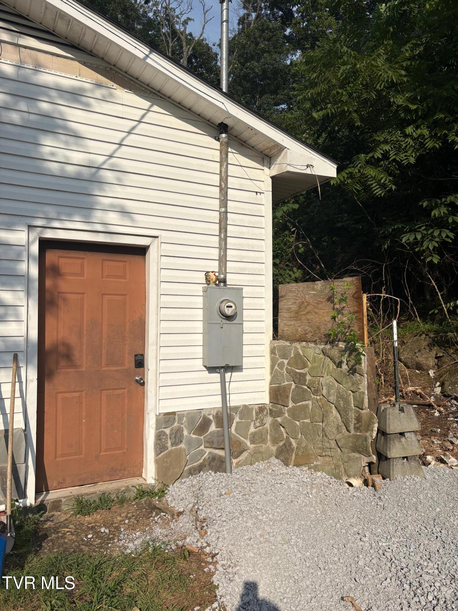 345 Mt Wesley Road Telford, TN 37690 - Photo 30 of 42 With Electric