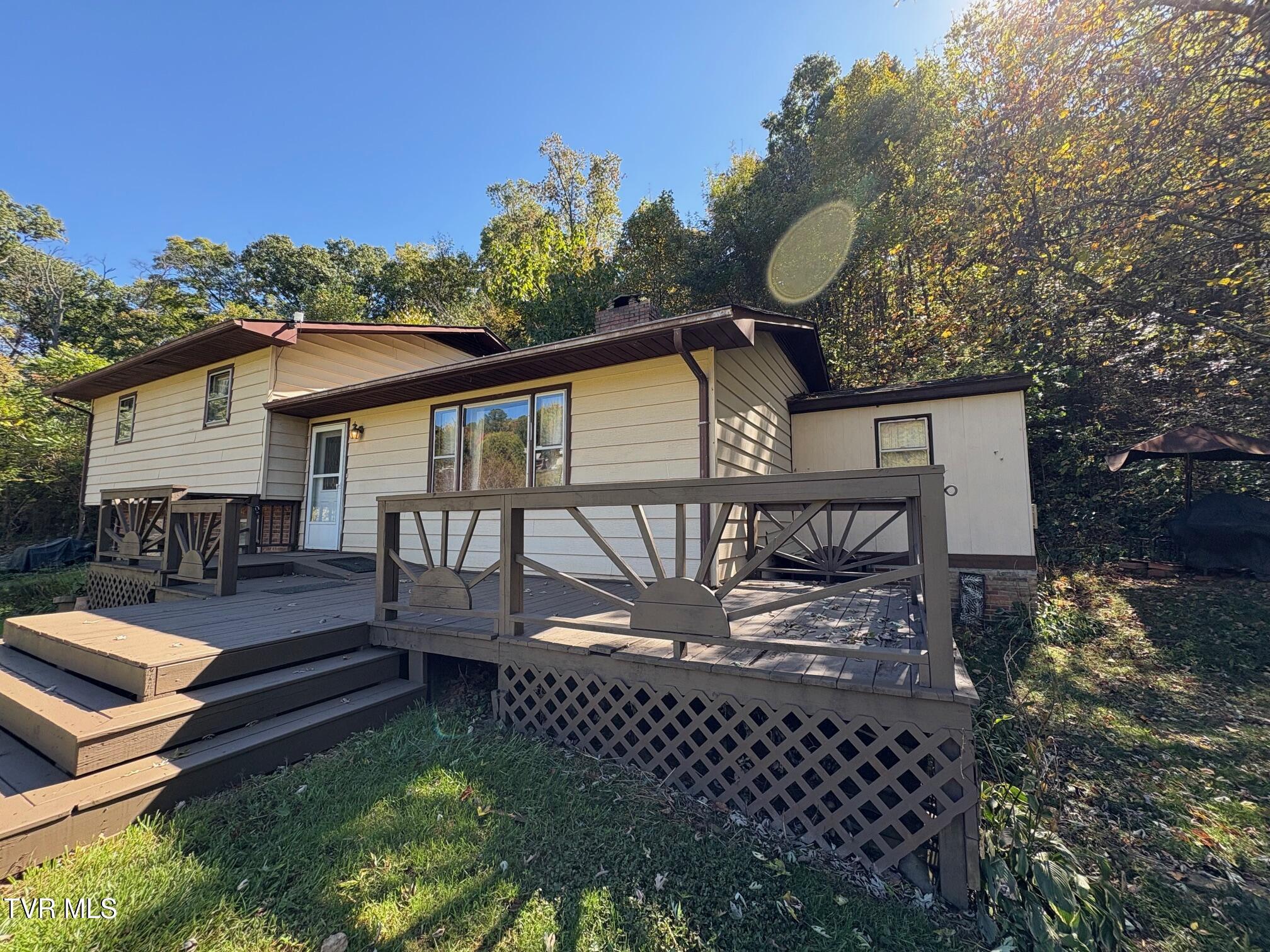 345 Mt Wesley Road Telford, TN 37690 - Photo 3 of 42 Large Front Porch